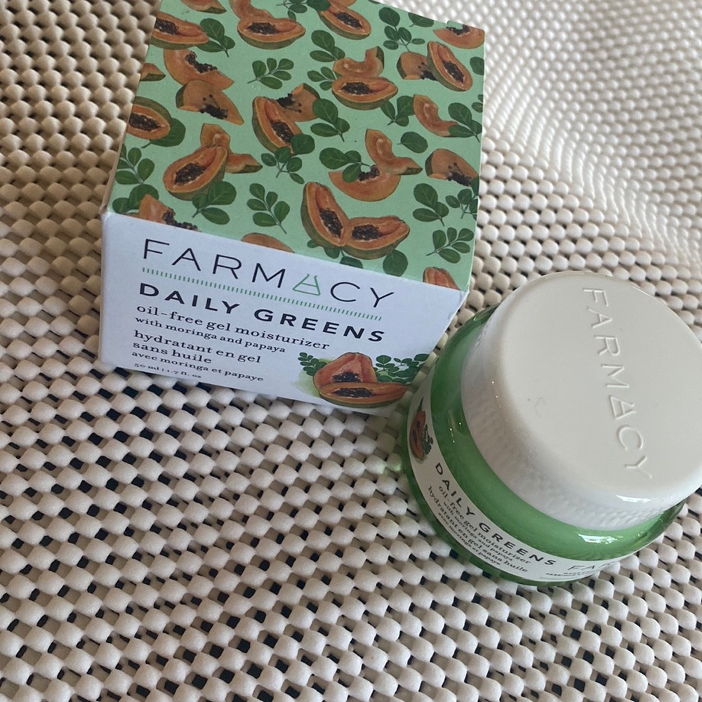 New in box Farmacy Daily Greens Facial Moisturizer
